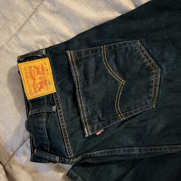 Men's 505 Levi's Jeans - Picture 2 of 4